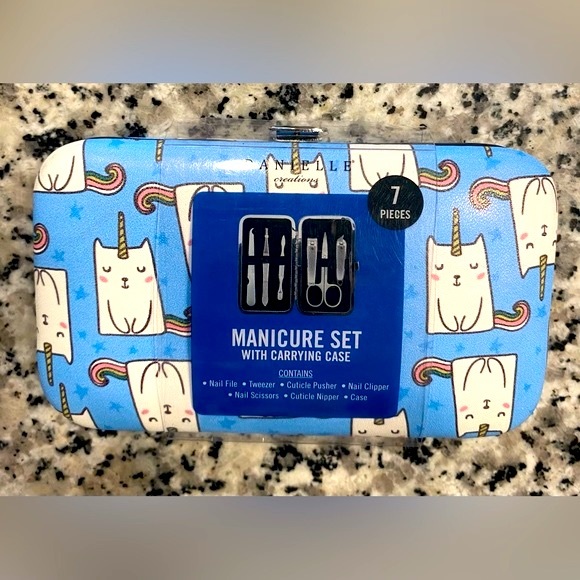 Travel Manicure Set with Carrying Case - Picture 2 of 5